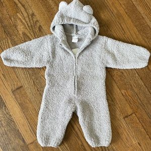 Kashwere baby bear solid grey onesie, zip up size 6-12 months NWT